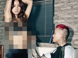 Lee Hyori Topless Sambil Ditato untuk di Majalah W Korea