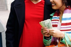 Dollar Rp 13.000, Bagaimana Nasib Jalan-jalan ke Luar Negeri?