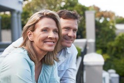 Ingin Tetap Mesra Walau Sudah Lama Menikah? Begini Triknya