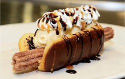Nyam! Ini Dia Churro Dog, Churros Dalam Hotdog dari Arizona