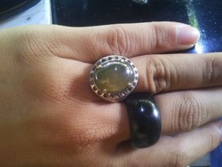 Wow! Pengusaha ini Borong Cincin Idocrase Seharga Rp 1,5 Miliar