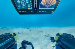 Beda! Jalan-jalan Naik Kapal Selam Selama 1 Minggu