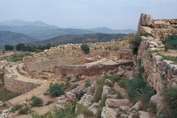 6 Reruntuhan Kuno di Dunia yang Turis Tidak Tahu