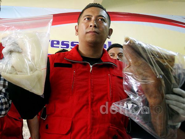 Polisi Bongkar Industri Rumahan Kikil Berformalin