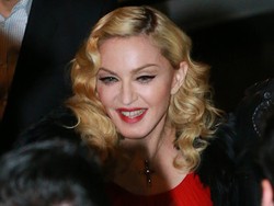 Pernah Jadi Korban Pencabulan, Ini Alasan Madonna Tak Lapor Polisi