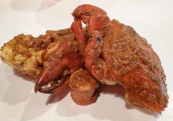The Holy Crab Shack Sajikan Lobster hingga Kepiting Lokal dengan Saus Cajun