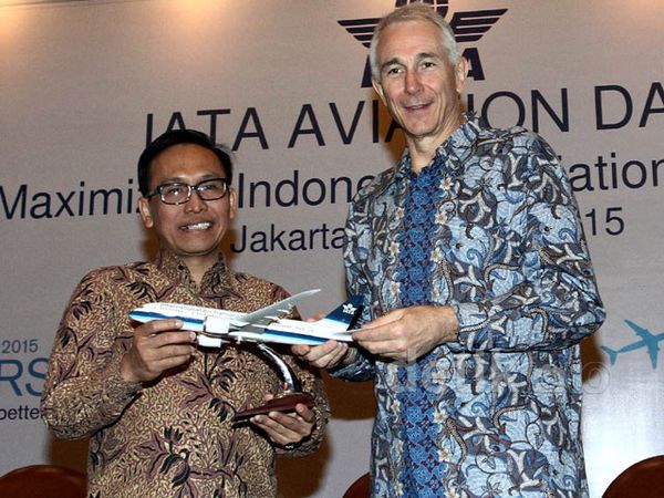 Dirut Garuda Hadiri Indonesia Aviation Day 2015