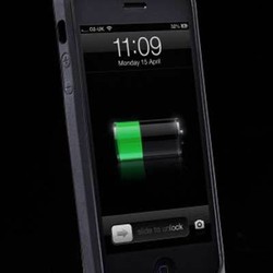 Mengakali Bocornya Baterai iOS 8.2