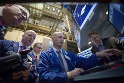 Wall Street Tumbang 2 Hari Berturut-turut