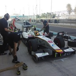 Jalani Tes Pramusim di Abu Dhabi, Rio Haryanto Mulai Dapatkan Setelan yang Pas