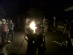 Kericuhan di Sleman, Massa Blokir Jalan dan Sweeping Mobil yang Melintas