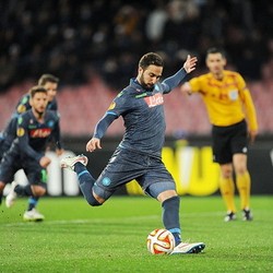 Hat-trick Higuain Antarkan Napoli Tekuk Dinamo Moskow