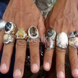 Indonesia Surga Batu Akik, Tersebar dari Sabang Sampai Merauke