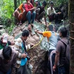 Belum Diatur Pemerintah, Berburu Batu Akik Tak Dilarang