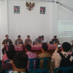 Bebaskan Lahan PLTU Terbesar ASEAN, Dirut PLN Janjikan Ganti Untung