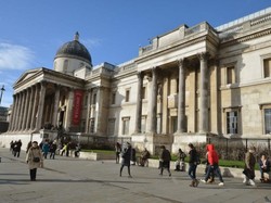 Di Galeri Nasional London Juga Dilarang Pakai Tongsis