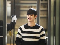 Kim Soo Hyun Selebriti Paling Disukai di Korea Selatan