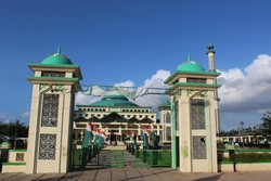 Ini Dia Masjid Raya Terbesar di Pulau Bangka