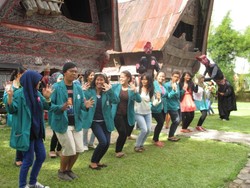 Asal Kisah Tarian Tor-Tor dan Patung Sigale-gale yang Mistis