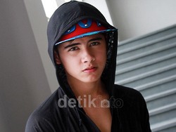 Tak Hanya Cewek, Si Ganteng Aliando Juga Sering Ditaksir Cowok