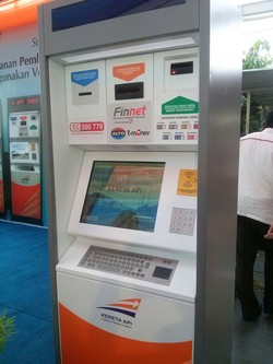 Begini Caranya Beli Tiket Kereta di E-Kiosk