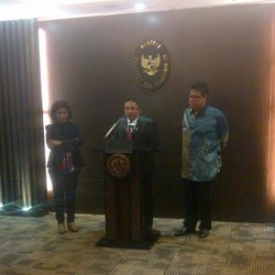 Pujian Utusan Malaysia ke Menteri Susi