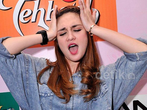 Luna Maya: Pusing Pala Barbie!