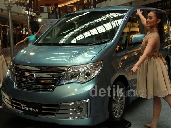 Nissan Serena Tampilan Lebih Segar