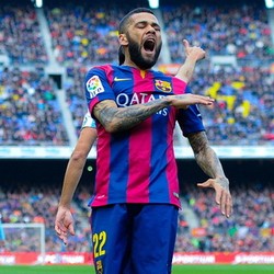 Masih Cinta Barca, Dani Alves Bantah Sudah Sepakat Gabung PSG