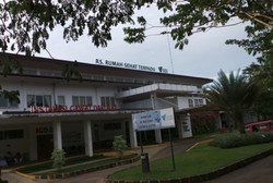 Rakyat Miskin Berobat Gratis, Bagaimana dengan Warga Sekitar?