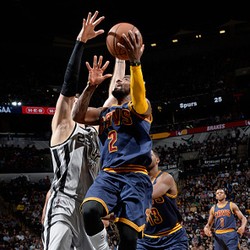 Irving 57 Poin, Cavaliers Taklukkan Spurs via OT