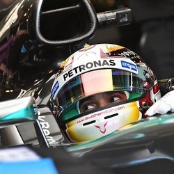 Mercedes Impresif tapi Hamilton Belum Nyaman dengan Mobilnya