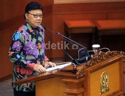 Jenguk Haryanto Taslam, Menteri Tjahjo Kumolo Merapat ke RS Medistra
