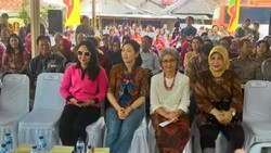 Ini Beda Gaya Cantik Istri DKI-1 dan DKI-2