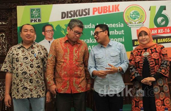 Diskusi Peran Pemuda Indonesia Dalam Menyambut MEA