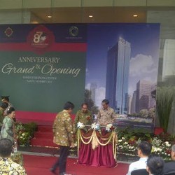 Ultah Istimewa Sukamdani: Ada Jokowi dan Punya Gedung Tertinggi