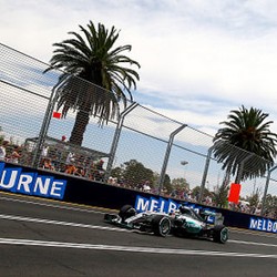 Sesi Latihan Terakhir Jadi Milik Hamilton
