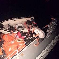 4 Kapal Perang TNI AL Berhasil Evakuasi Tim Riset KKP dari Lautan