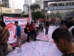 Massa Pro dan Kontra Ahok Duel Orasi di Car Free Day