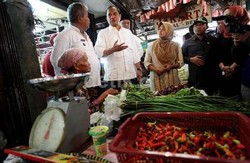 Menteri Marwan Berharap Desa Penghasil Padi Jadi Lumbung Pangan Nasional