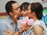 So Cute! Pesta Ultah Anak Ayu Dewi yang Serba Doraemon