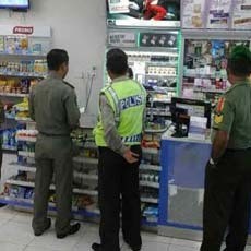 508 Minimarket di Surabaya Ilegal, Risma Didesak Permudah Perizinan