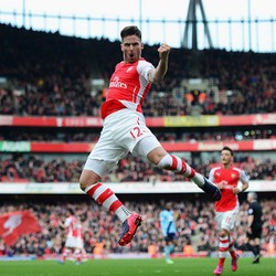 Bikin Empat Gol di Empat Laga, Giroud Sedang Oke-okenya