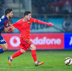 Dalam Kunjungan Perdana, Messi Langsung Tambahkan Markas Eibar ke dalam Koleksinya