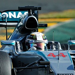 Hamilton Menang, Rosberg Kedua, Vettel Ketiga