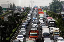 Kemacetan Parah di Tol JORR, Sampai Kapan Didiamkan?