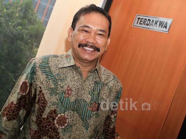 Majelis Hakim Tolak Eksepsi Bonaran Situmeang