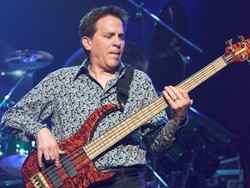 Personel Toto Mike Porcaro Meninggal Dunia