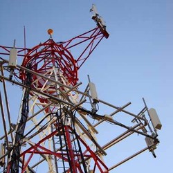 TV Analog Simpan Warisan Frekuensi 100 MHz untuk 4G