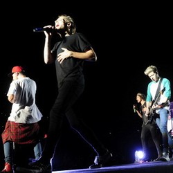 Konser One Direction Bikin Pra-Piala Asia U-23 Terancam Pindah dari GBK